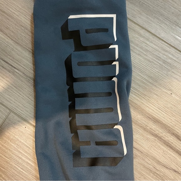 Puma Black/Blue Jacket size M (10-12) - Picture 5 of 6